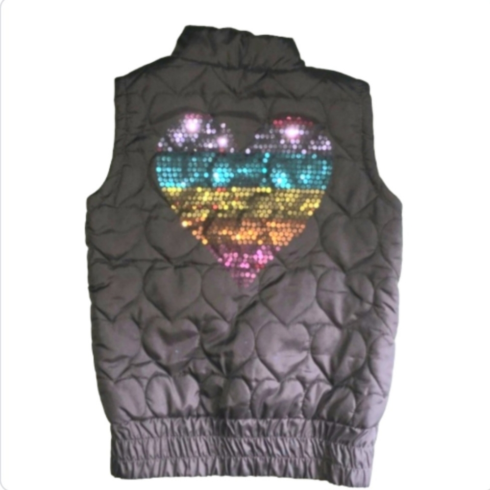 CHERRY STIX Black Quilted Vest Sequin Colorful Rainbow Heart Girls Size Large